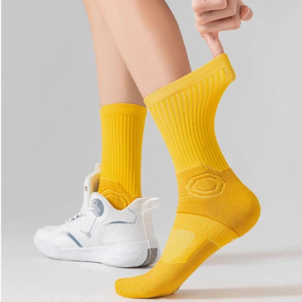 Men’s Performance Sports Socks Long Tube Cushion Sole Anti Odor Running Training Basketball Socks