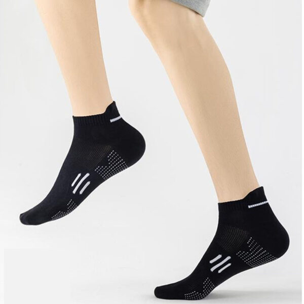 Summer Men’s Cotton Sports Socks Low Cut Sweat Absorbing Anti Odor Running Marathon Basketball Socks Bulk