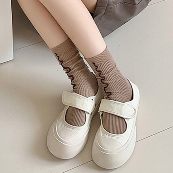 Sweet Ruffle Edge Women’s Socks – Autumn Winter Double Needle Knit Slouch Mid-Calf Socks with Cute Lace Trim