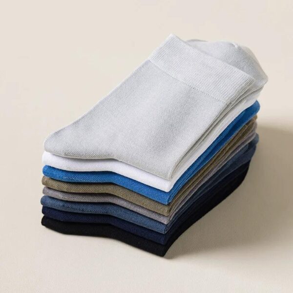 Autumn Winter Men’s Modal Socks Mid Calf Solid Color Soft Seamless Cotton Breathable Sweat Absorbing Crew Socks