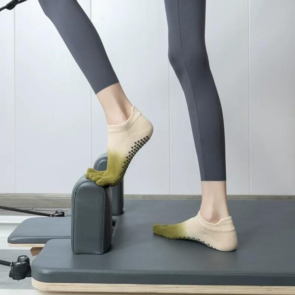 Luxury Style Women’s Yoga Socks Five Finger Anti Slip Pilates Socks Breathable Athletic Toe Socks