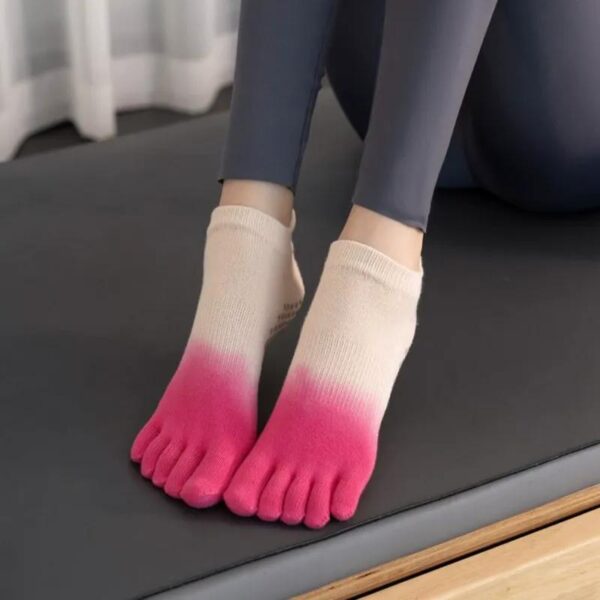 Luxury Style Women’s Yoga Socks Five Finger Anti Slip Pilates Socks Breathable Athletic Toe Socks