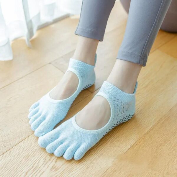 Luxury Style Women’s Yoga Socks Five Finger Anti Slip Pilates Socks Breathable Athletic Toe Socks
