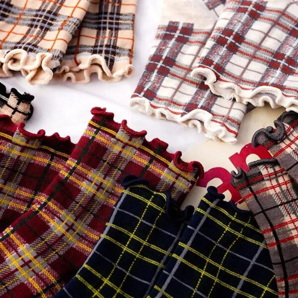 All-Season Sport Cotton Mid-Calf Socks – Ruffle Edge Plaid College Style INS Fashion Comfortable Socks