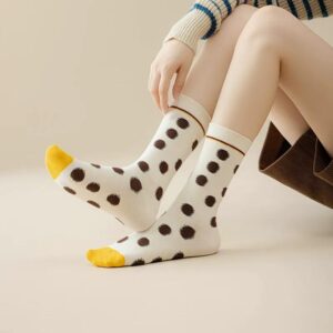 All Season Women’s Vintage Cotton Socks Polka Dot Oil Painting Style Mid Calf Artistic Fashion Socks