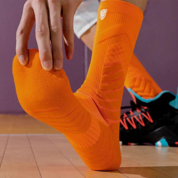 Men’s Long Tube Basketball Socks Thick Cushion Sole Non Slip Professional Running Marathon Sports Socks